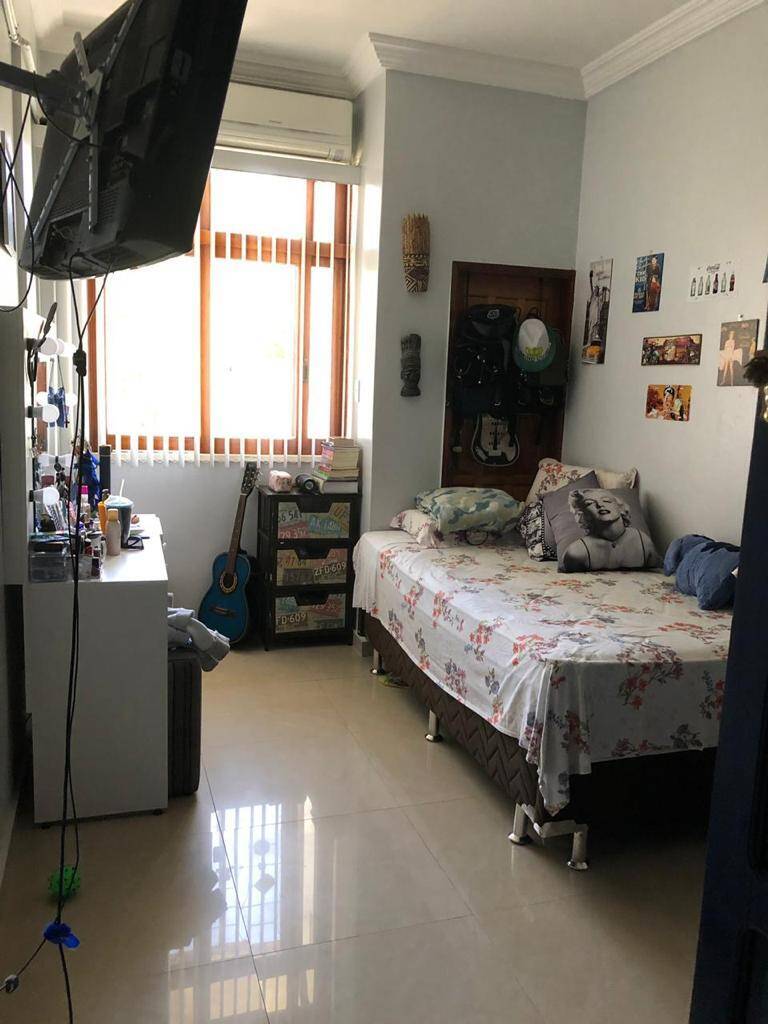 Apartamento à venda com 3 quartos, 220m² - Foto 11