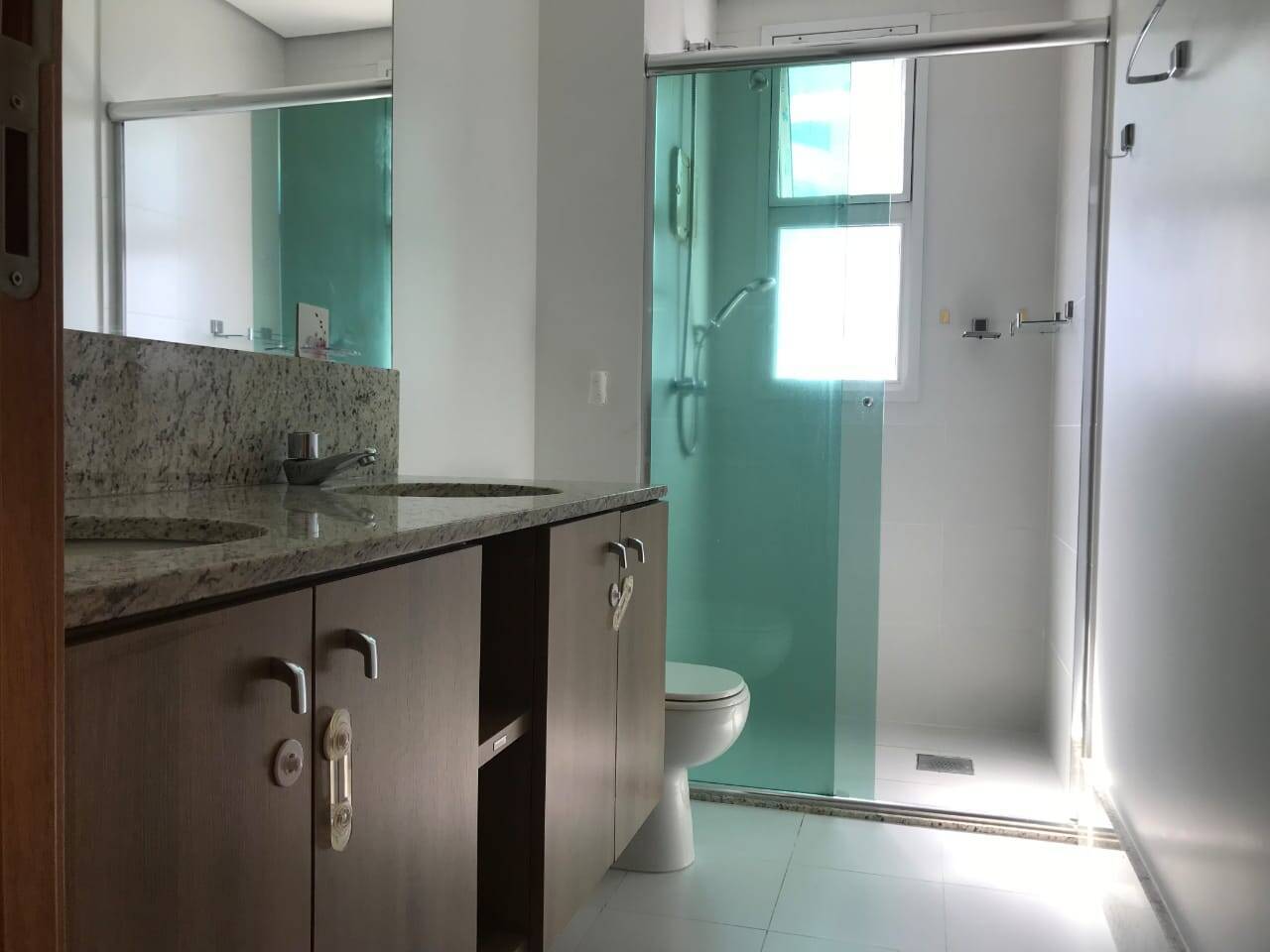 Apartamento para alugar com 3 quartos, 167m² - Foto 21