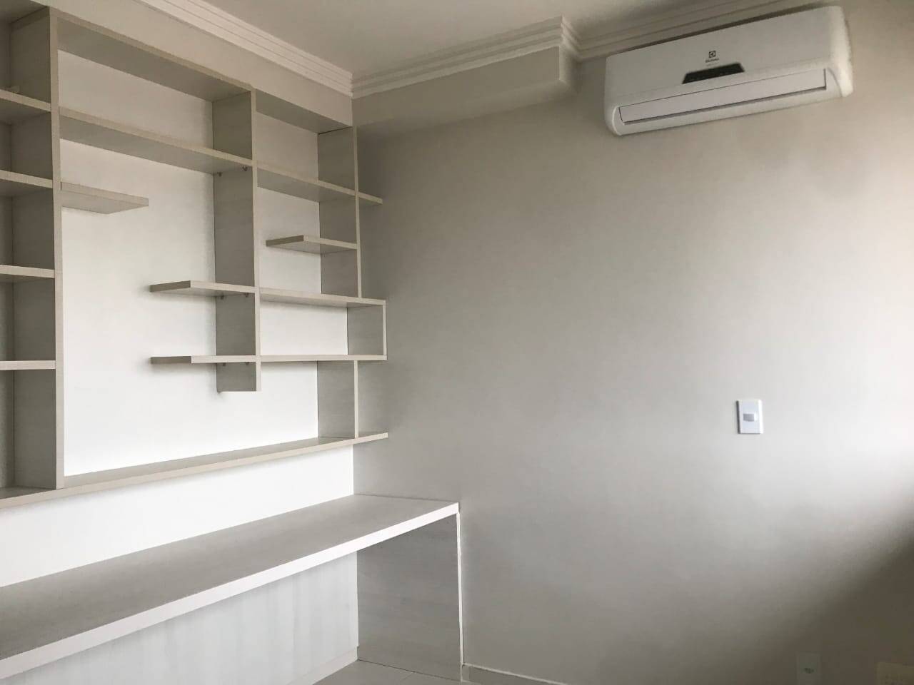 Apartamento à venda com 3 quartos, 112m² - Foto 19