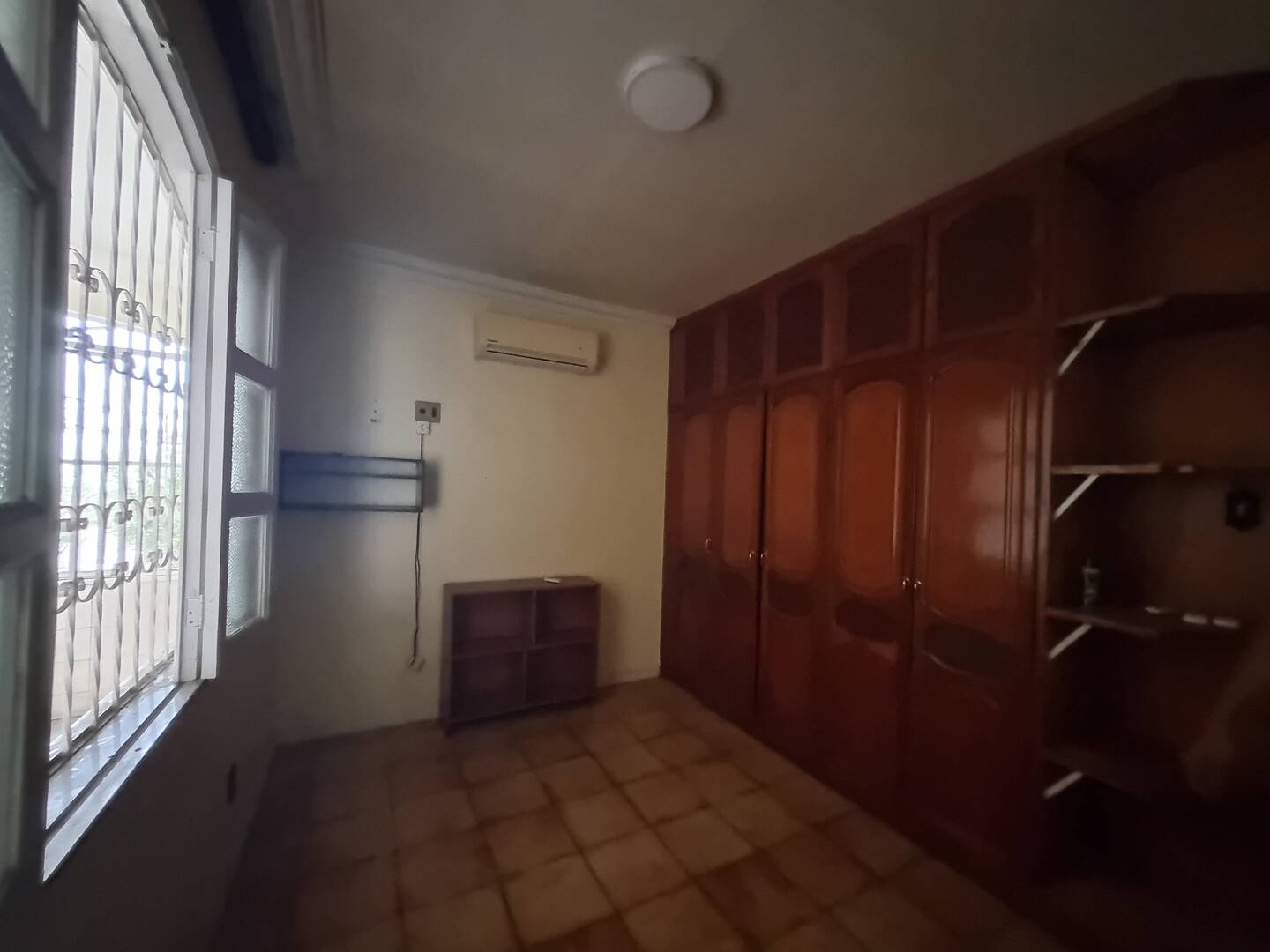 Casa à venda com 3 quartos, 600m² - Foto 4