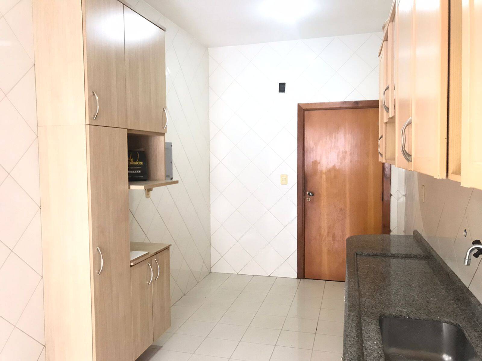 Apartamento à venda com 3 quartos, 284m² - Foto 9