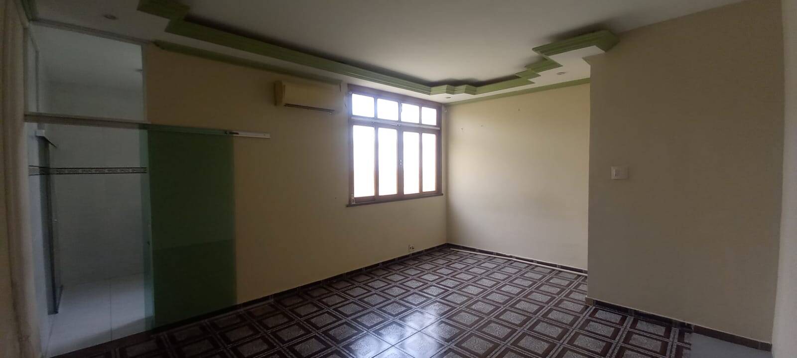 Casa para alugar com 4 quartos, 300m² - Foto 16