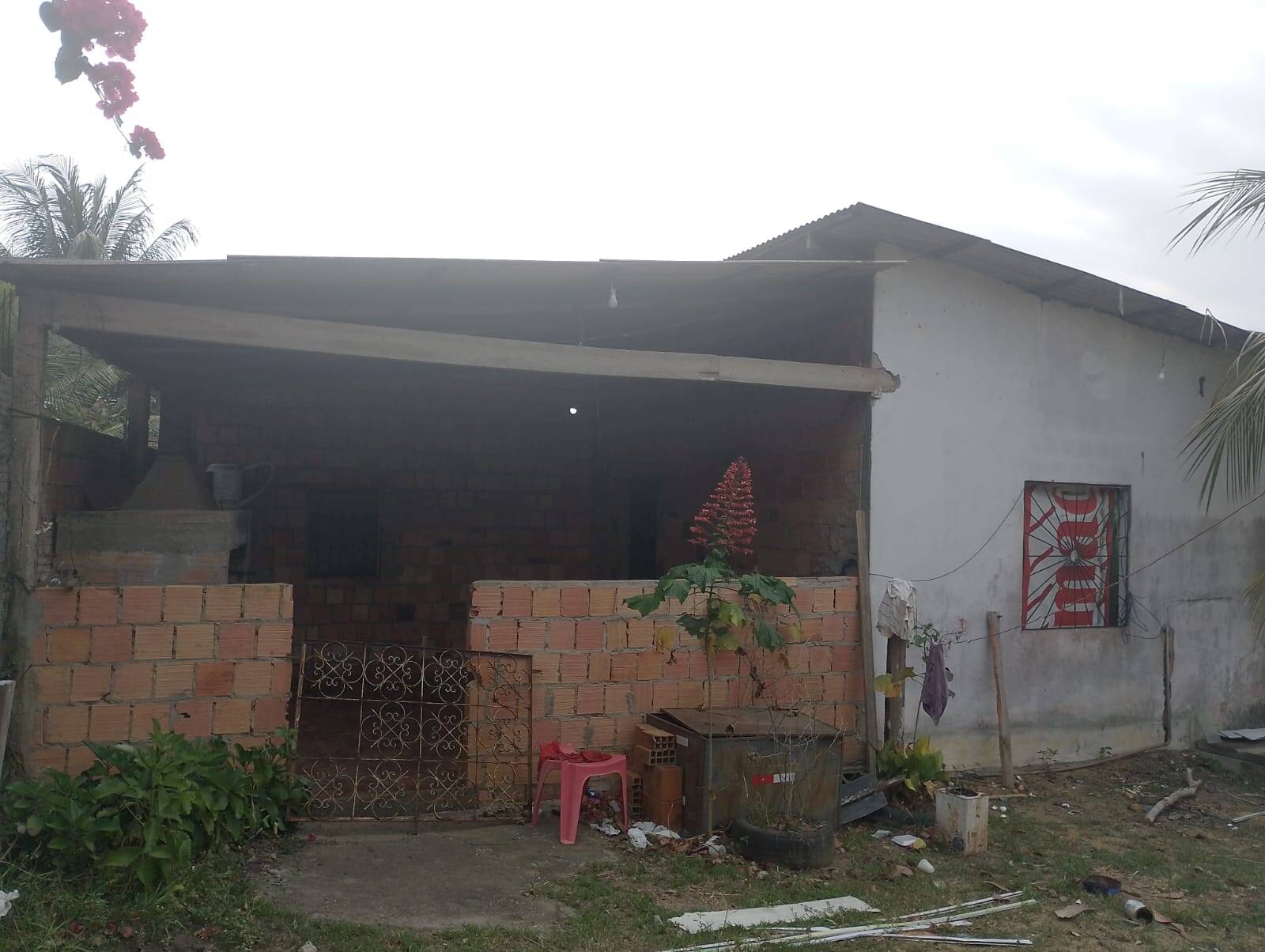 Fazenda à venda com 2 quartos, 300m² - Foto 3