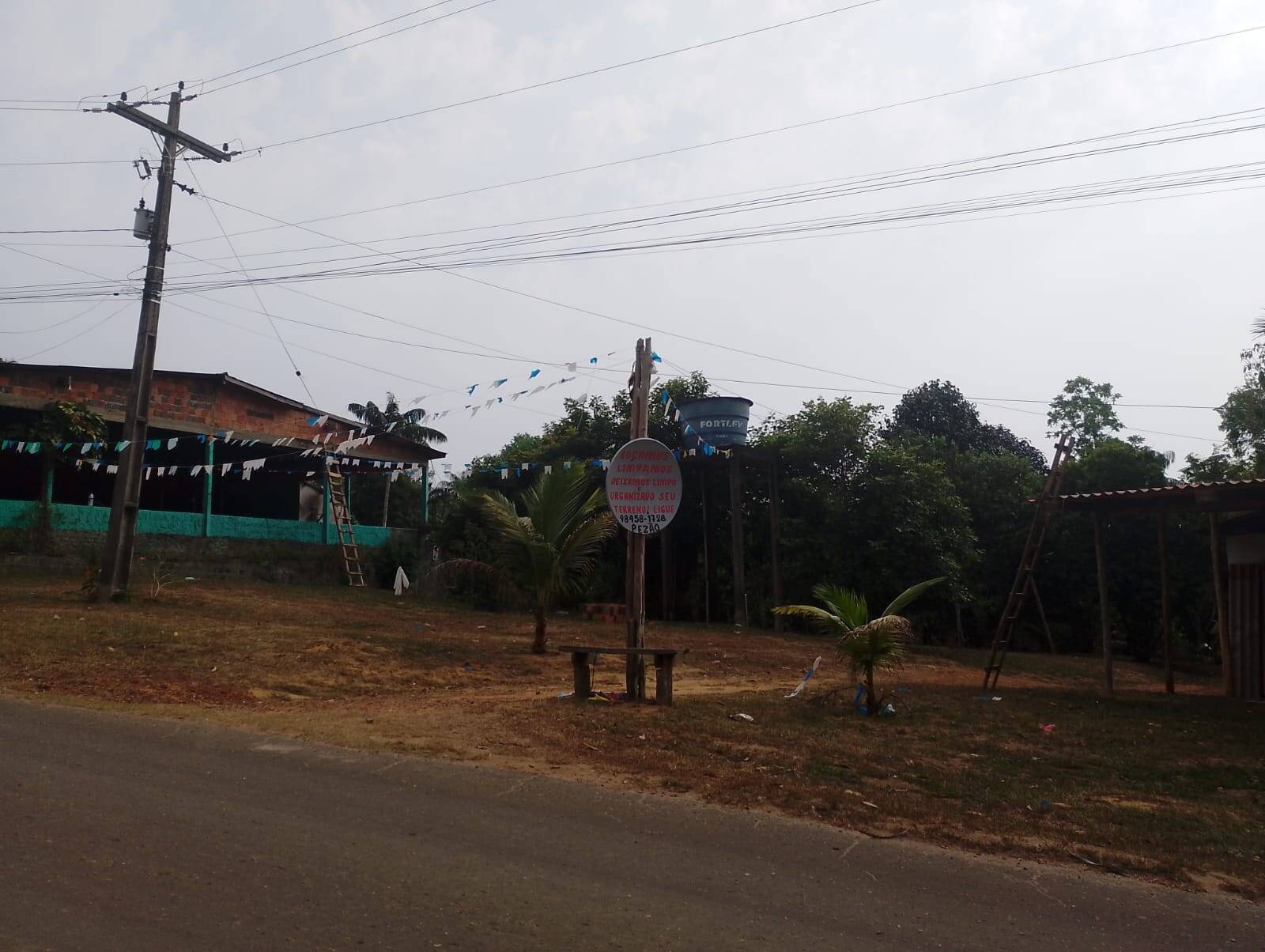 Fazenda à venda com 2 quartos, 300m² - Foto 1